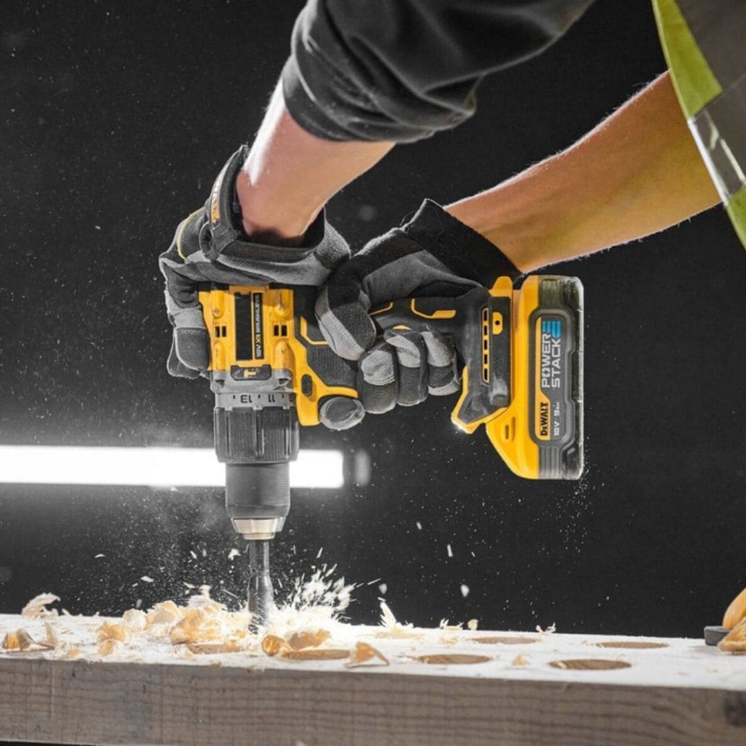 [Oferta relámpago: 60% de descuento solo ahora] Kit Taladro Inalámbrico DEWALT UltraForce 48V™ + 26 Accesorios y 1 Batería de Regalo